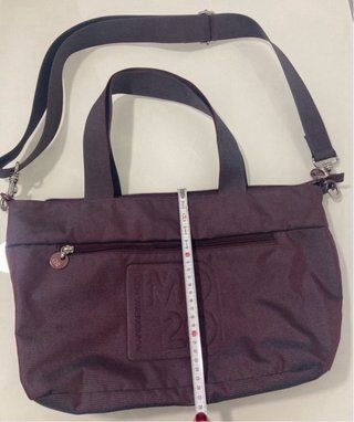 Bolso bandolera Mandarina Duck morado granate