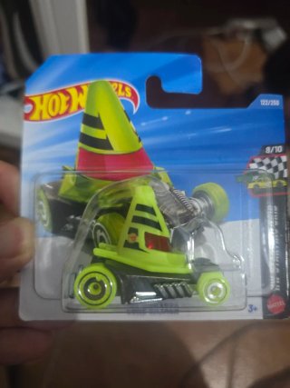 Hotwheels 2023 - 122/250 - 8/10