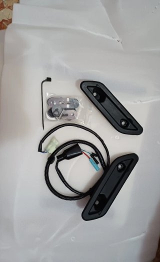 Portaequipajes trasero moto con luz LED