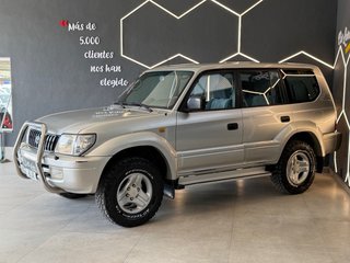 Toyota Land Cruiser ¡con 165cv y 4x4!