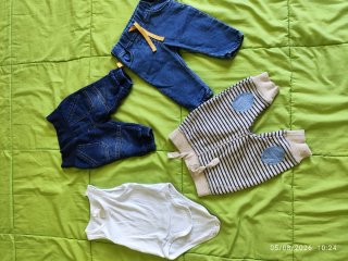Lote 55 piezas ropa bebé Talla 1-3 Meses