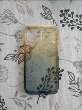 Pack 4 fundas iPhone 13