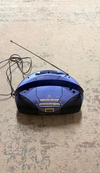 Radio CD Cassette Sony Mega Bass CFD-S200L