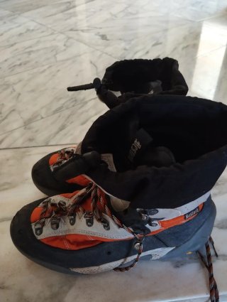 Botas Bestard Canyon Negras/Naranjas