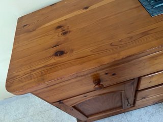 Cómoda rústica de madera maciza