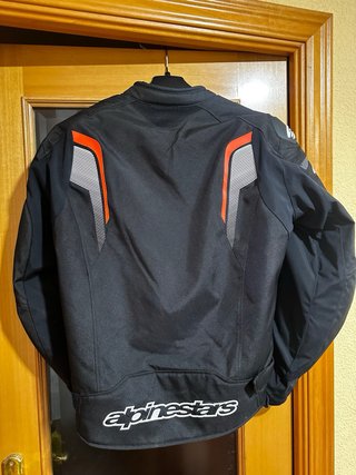 Chaqueta Alpinestars 2026 a estrenar