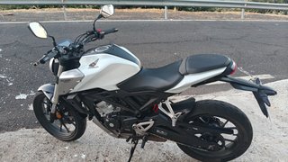 Honda CB125R