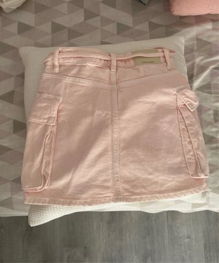 Falda rosa cargo
