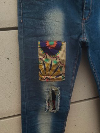 Pantalones vaqueros mujer con parches