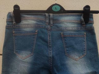Pantalones vaqueros mujer con parches