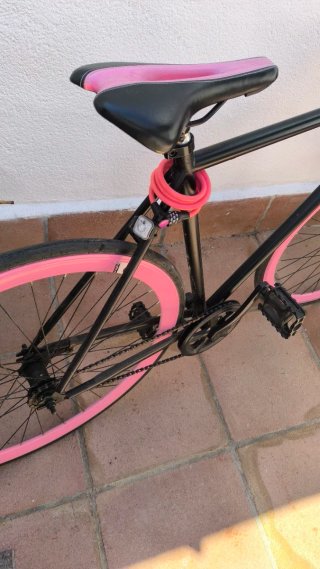Fixie Kamikaze Negra. Venta en mano en Badajoz.