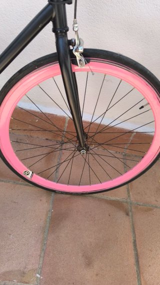 Fixie Kamikaze Negra. Venta en mano en Badajoz.