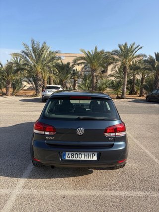 Volkswagen Golf 1.6 TDI Sportline