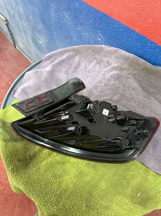 Piloto trasero Audi Q3 8U LED Izq