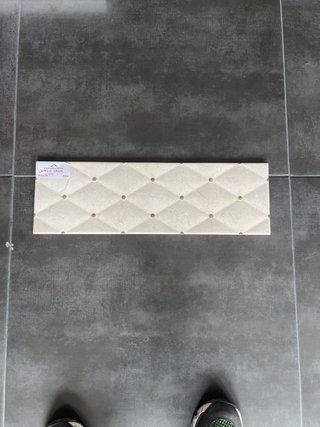 Azulejo decorativo pasta roja 17x52 55m