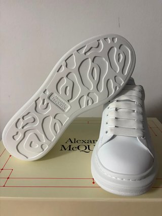 Zapatillas Alexander McQueen Talla 37 Blancas
