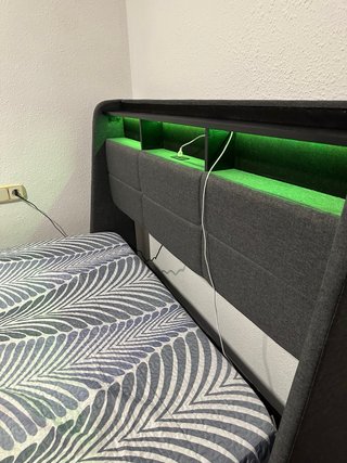Cama Matrimonial Gris con Luces LED