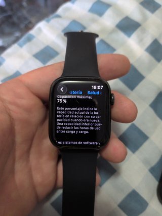 iPhone 13 Pro e Apple Watch Serie 7 Nero