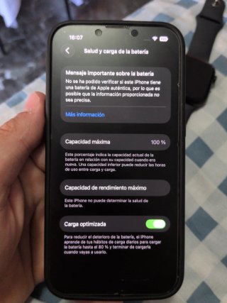 iPhone 13 Pro e Apple Watch Serie 7 Nero