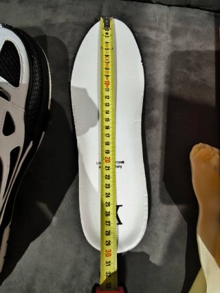 Zapatillas Hombre Negras y Blancas