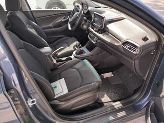 CUOTA 180€ - Hyundai i30 2018 Fastback 120cv