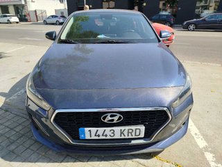 CUOTA 180€ - Hyundai i30 2018 Fastback 120cv