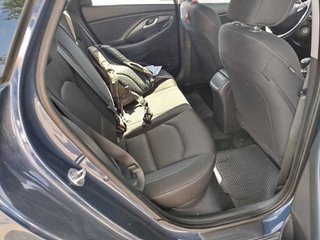 CUOTA 180€ - Hyundai i30 2018 Fastback 120cv