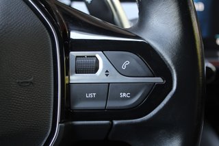 Peugeot 508 SW SW Allure HYBRID 225 eEAT8 (2021)