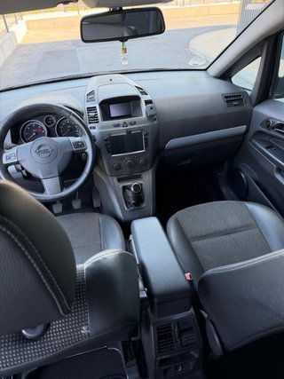 Opel Zafira 2007 150 caballos
