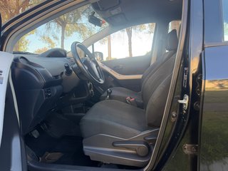 Toyota Yaris 2010 1.0.Etiquet C.Transferencia.Gtia