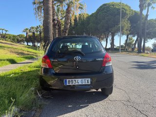Toyota Yaris 2010 1.0.Etiquet C.Transferencia.Gtia