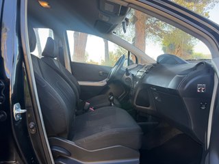 Toyota Yaris 2010 1.0.Etiquet C.Transferencia.Gtia