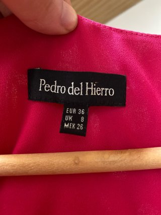 Vestido Pedro del Hierro fucsia