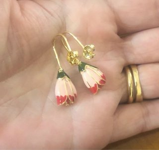 Pendientes de tulipán esmaltados