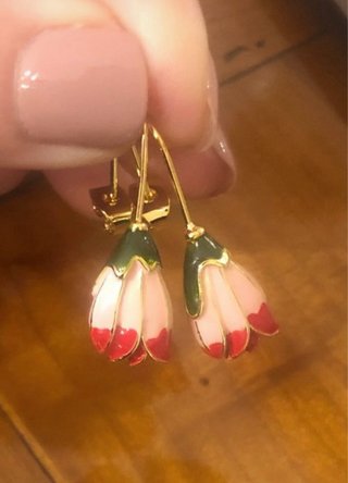 Pendientes de tulipán esmaltados