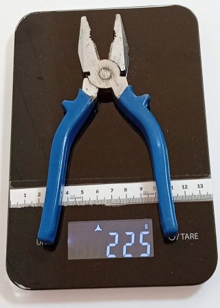 Alicate universal 18 cm robusto mango ergonómico