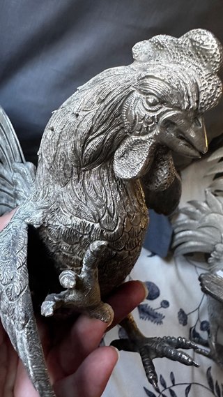 Pareja de gallos de plata mexicanos con sello