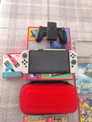Nintendo Switch OLED Blanca + Juegos
