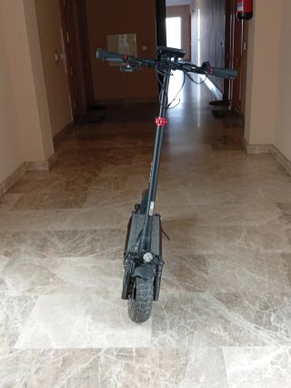 Patinete Eléctrico Casi Nuevo