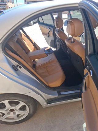 Mercedes-Benz 220 2005