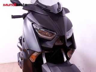 YAMAHA X-MAX 300