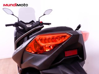 YAMAHA X-MAX 300
