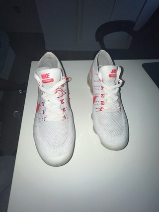 Zapatillas Nike Air Max Rojas y Blancas