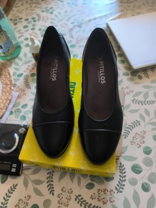Zapatos Pitillos piel negros tacón T.39