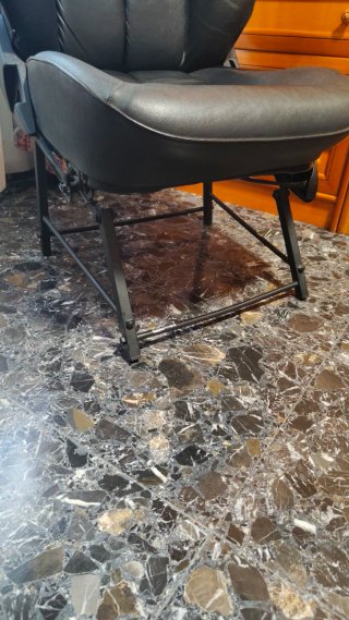 Asiento Mercedes Cuero Simracing