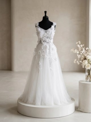 Vestido de novia nuevo con etiqueta