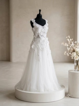 Vestido de novia nuevo con etiqueta
