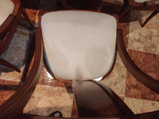 Patas para mesa de comedor y 5 sillas de madera