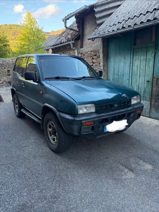 Nissan Terrano II 1995