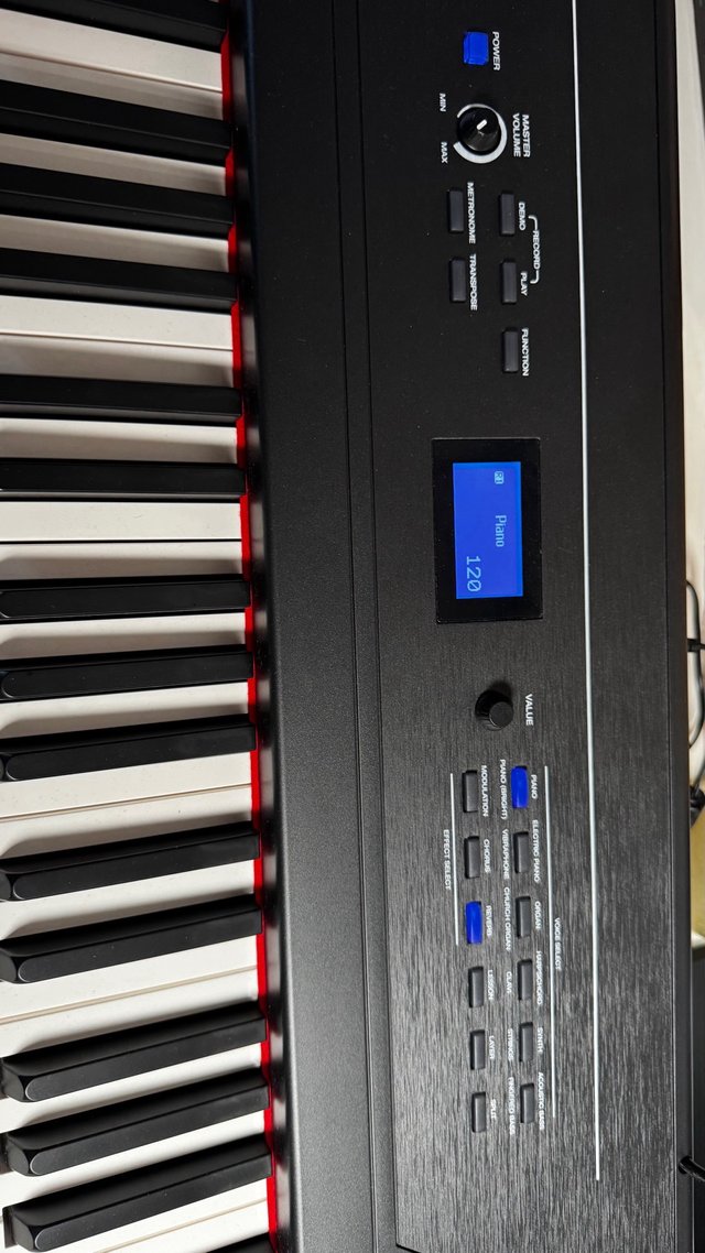 Piano Digital Alesis Recital Pro 88 Teclas